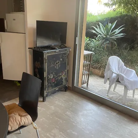 Flat With Gardens Limites Cannes Juste 10 Mns Croisett Apartment *