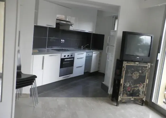Apartment Flat With Gardens Limites Cannes Juste 10 Mns Croisett